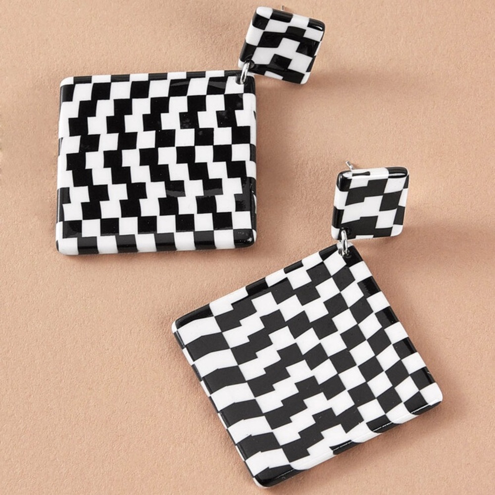 Checkered Drop Earrings - Picture 4 of 6